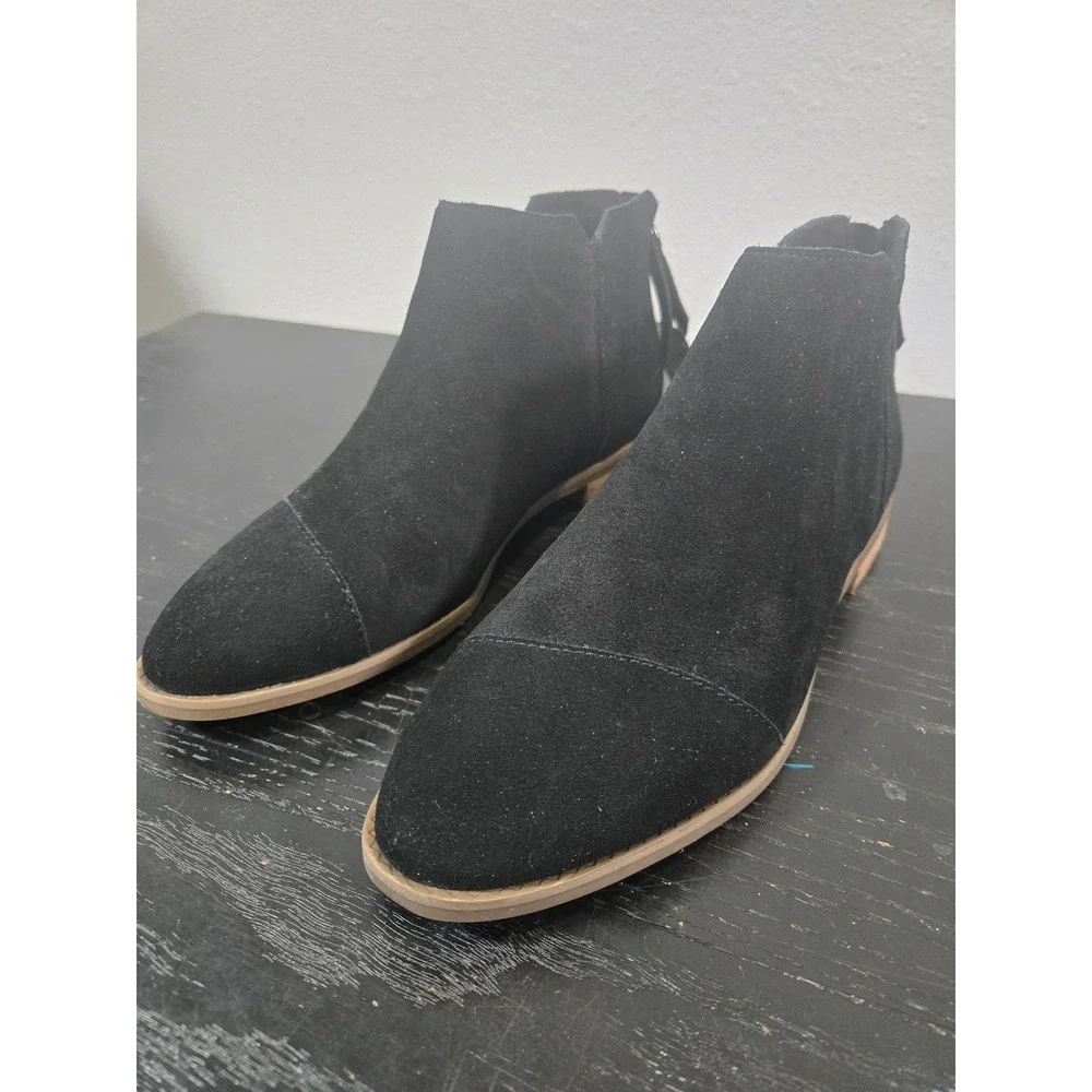 TOMS Black Suede Cap‎ Toe Ella Ankle Booties 7.5
